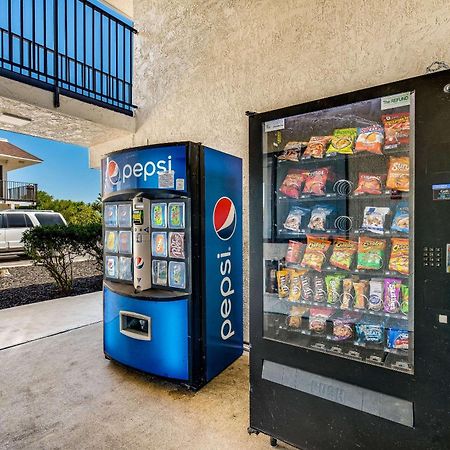 Econo Lodge Stockton Near I-5 Fairgrounds エクステリア 写真