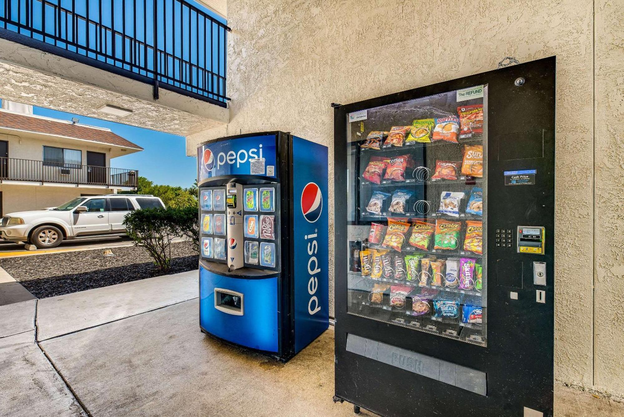 Econo Lodge Stockton Near I-5 Fairgrounds エクステリア 写真